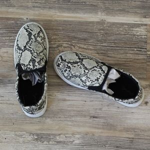 QUPID SNAKESKIN SLIP ON SNEAKER